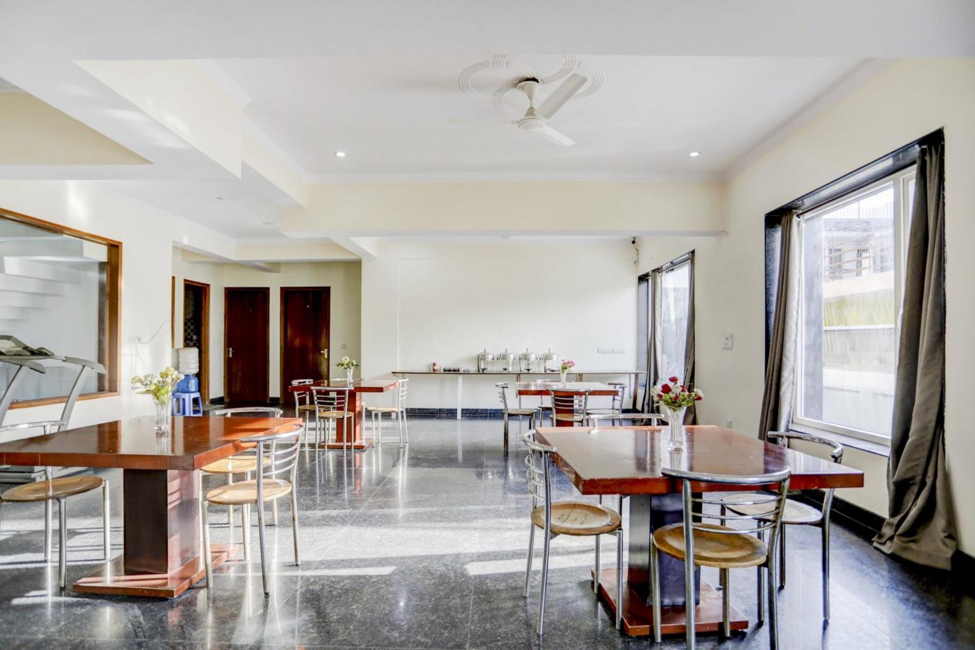 Super Town House Hi5 Aditya International Bhubaneswar Exterior foto