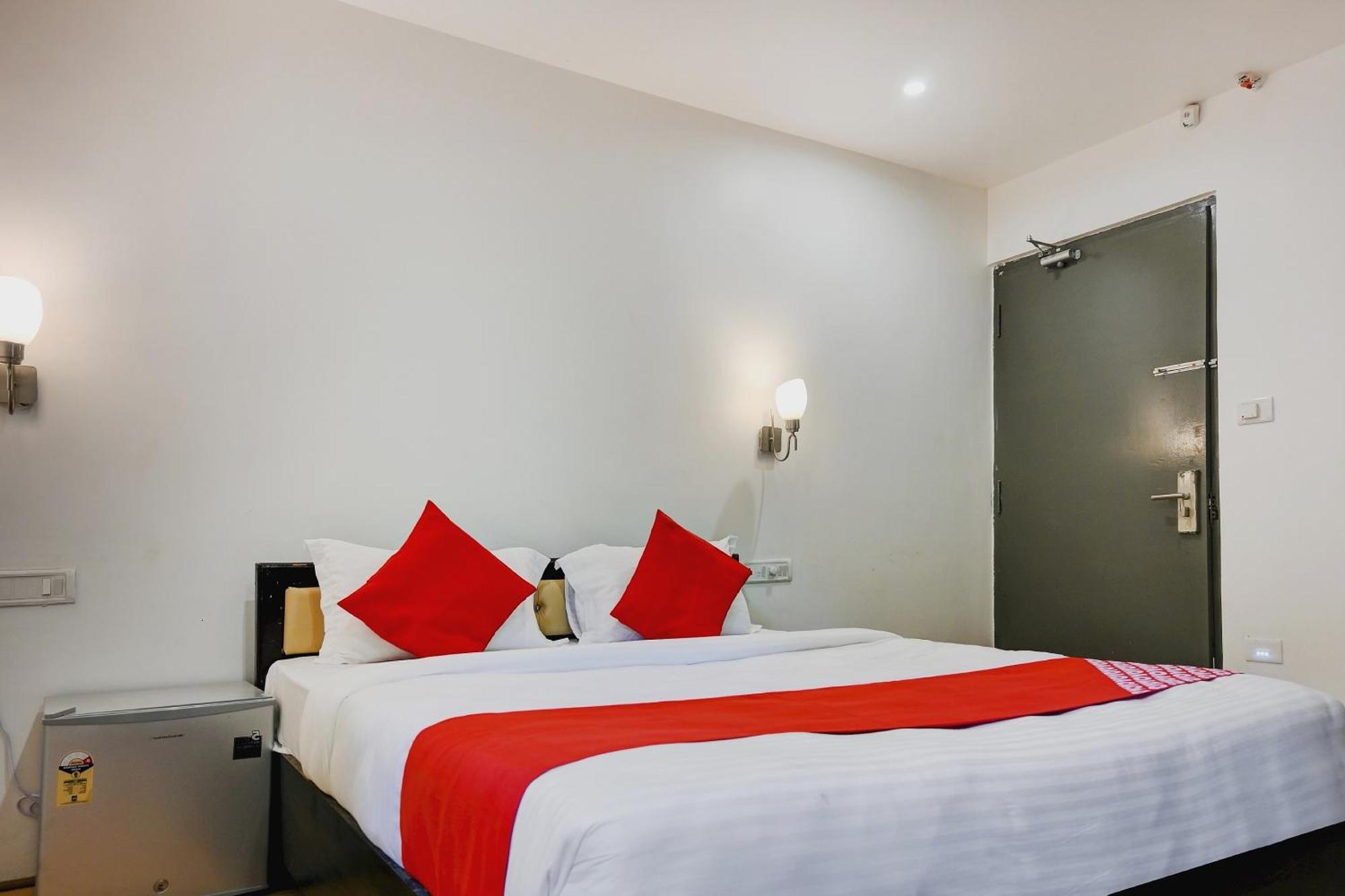 Super Town House Hi5 Aditya International Bhubaneswar Exterior foto